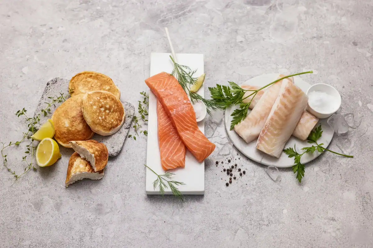 Norgespakken fra Fiskeruta med laks, torsk og valgfritt tredjeprodukt – norsk sjømat i topp kvalitet